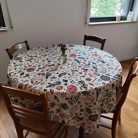 Avea - Accessible Downtown Retreat Near Hofgarten Séjour chez l'habitant Augsbourg