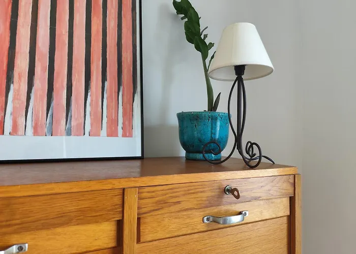 Avea - Accessible Downtown Retreat Near Hofgarten Augsburg