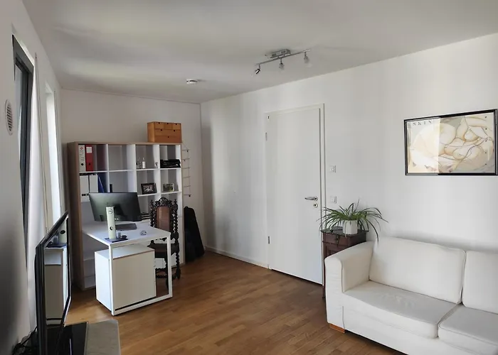 Avea - Accessible Downtown Retreat Near Hofgarten Privatunterkunft Augsburg